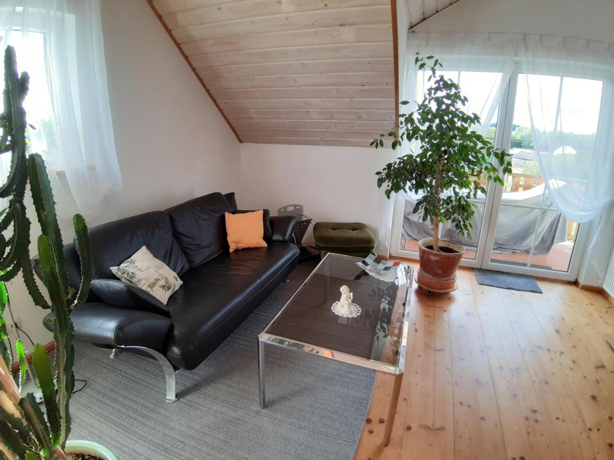 Ferienwohnungen Leffer Großheirath Exterior foto